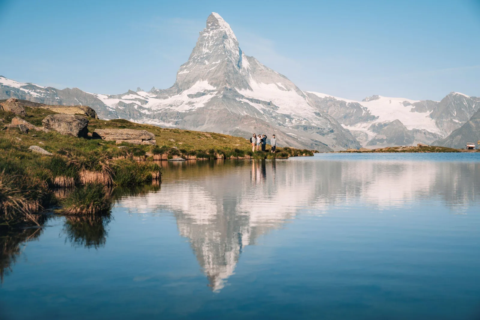 Geneva: Zermatt Day Trip & Matterhorn with Skyglass bus